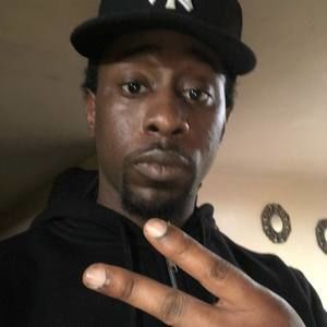 Meet your Posher, Emmanuel